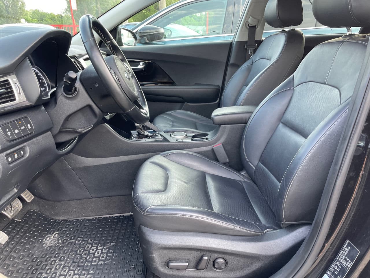 2018 Kia Niro — Miniatură 6
