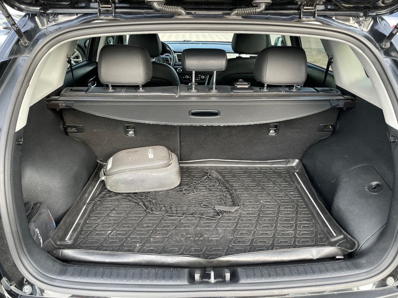 2018 Kia Niro — Miniatură 20