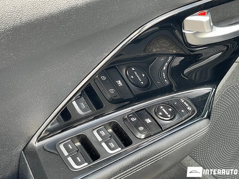 2018 Kia Niro — Miniatură 7