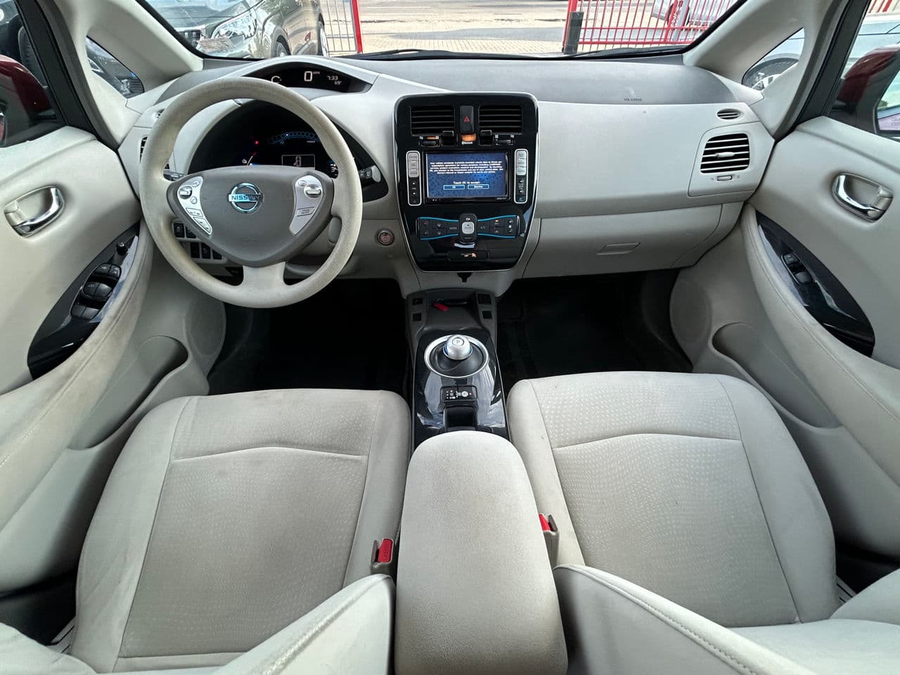 2011 Nissan Leaf — Miniatură 9
