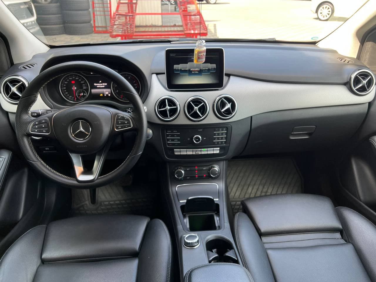 2016 Mercedes B 180 — Miniatură 7