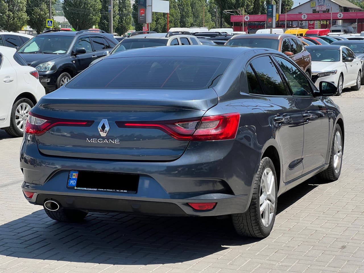 2019 Renault Megane — Miniatură 2