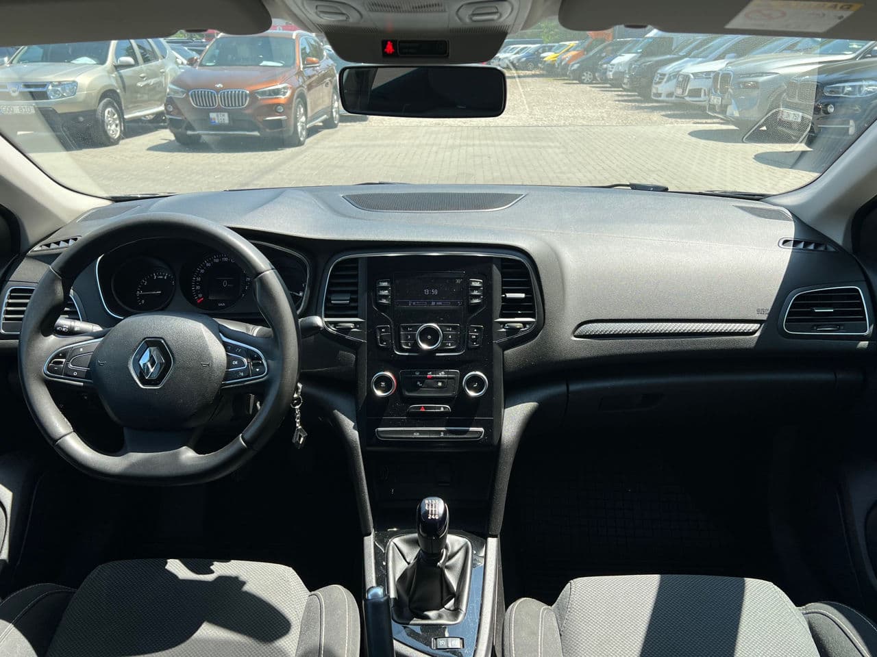 2019 Renault Megane — Miniatură 8