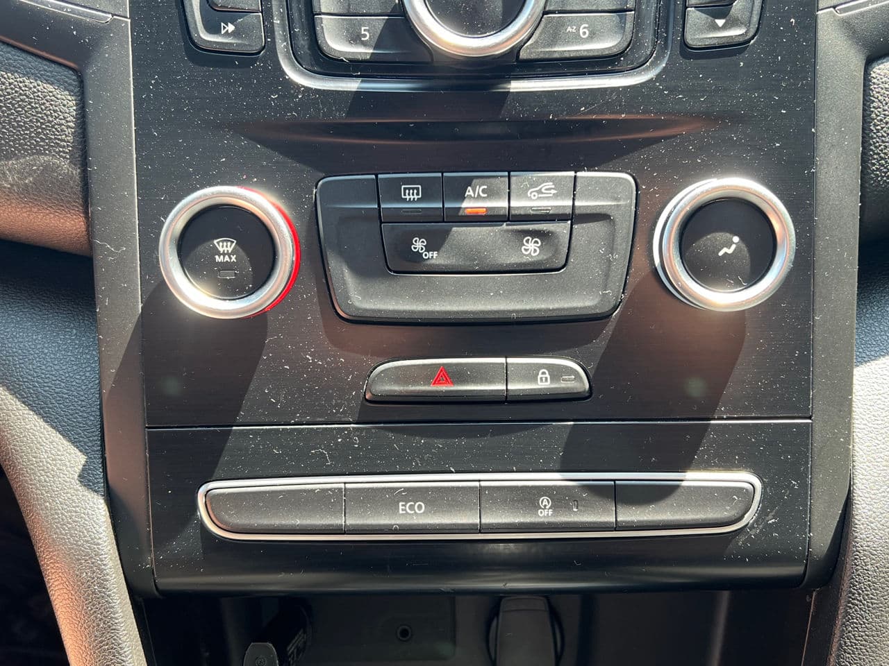 2019 Renault Megane — Miniatură 12