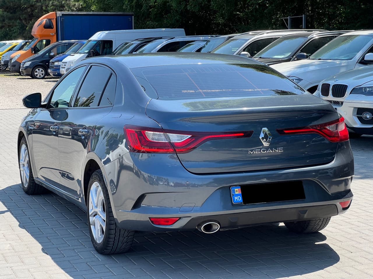 2019 Renault Megane — Miniatură 4