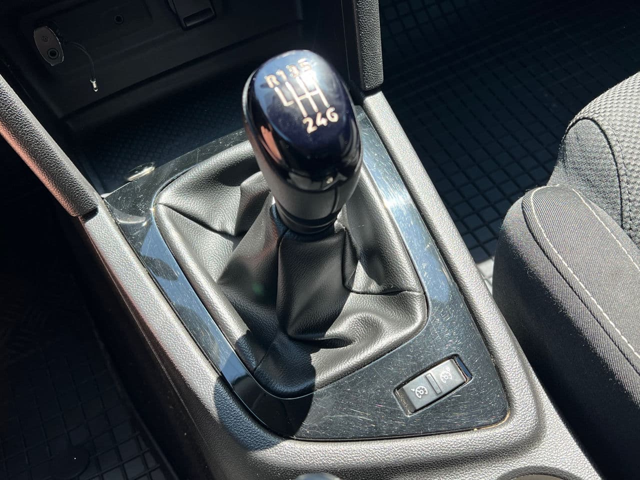 2019 Renault Megane — Miniatură 13