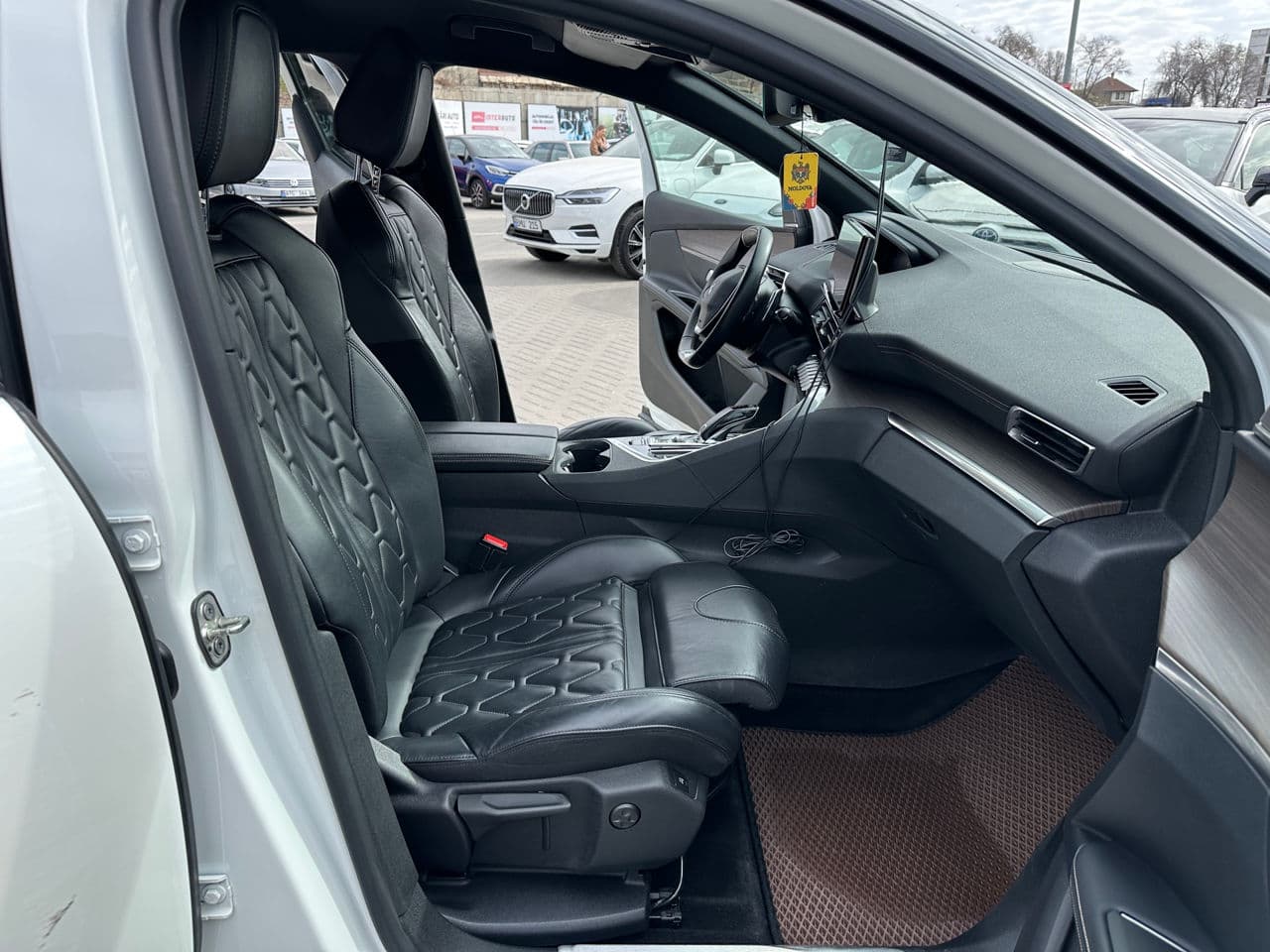 2022 Peugeot 3008 — Miniatură 16