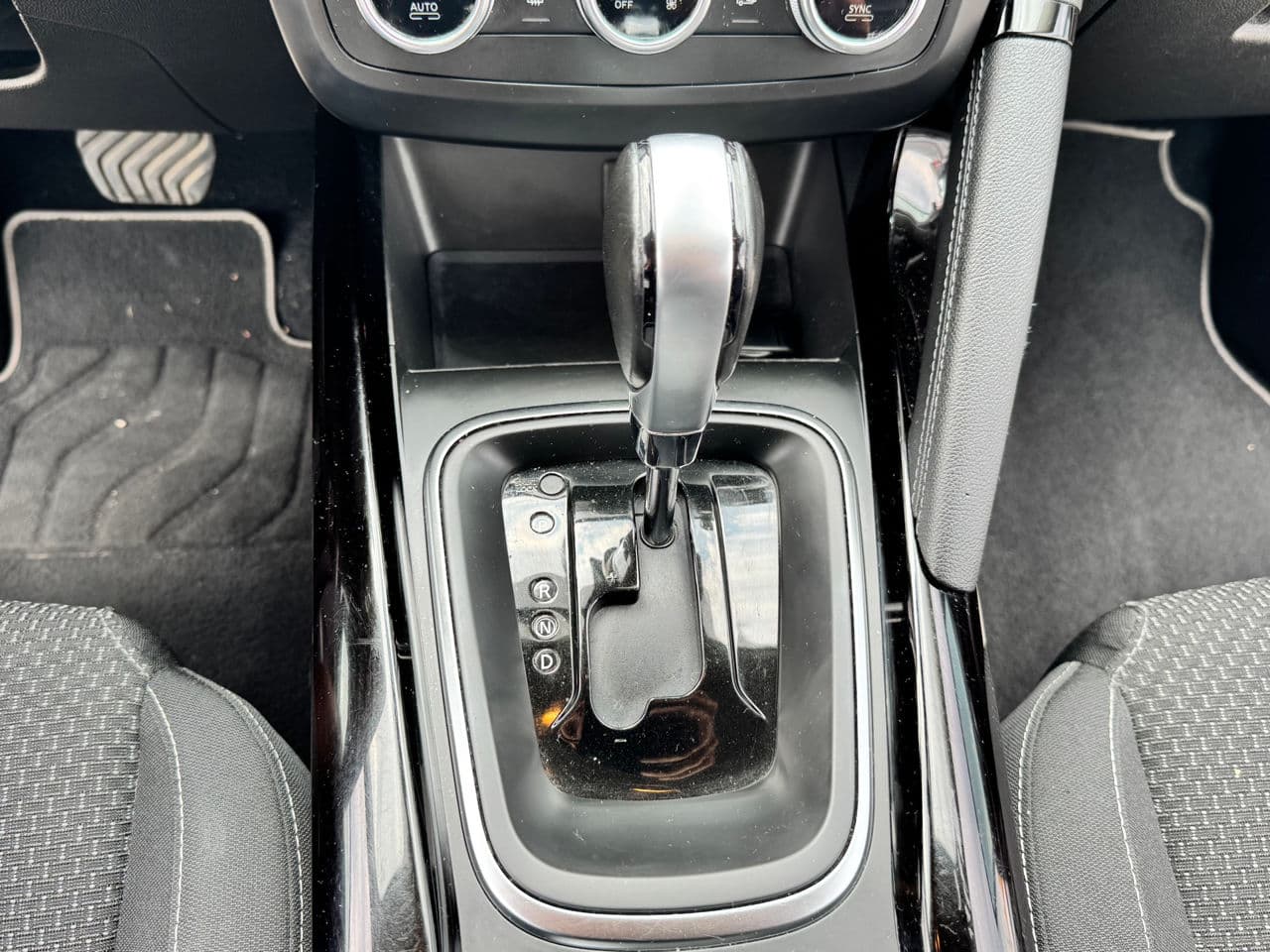 2022 Renault Kadjar — Miniatură 11