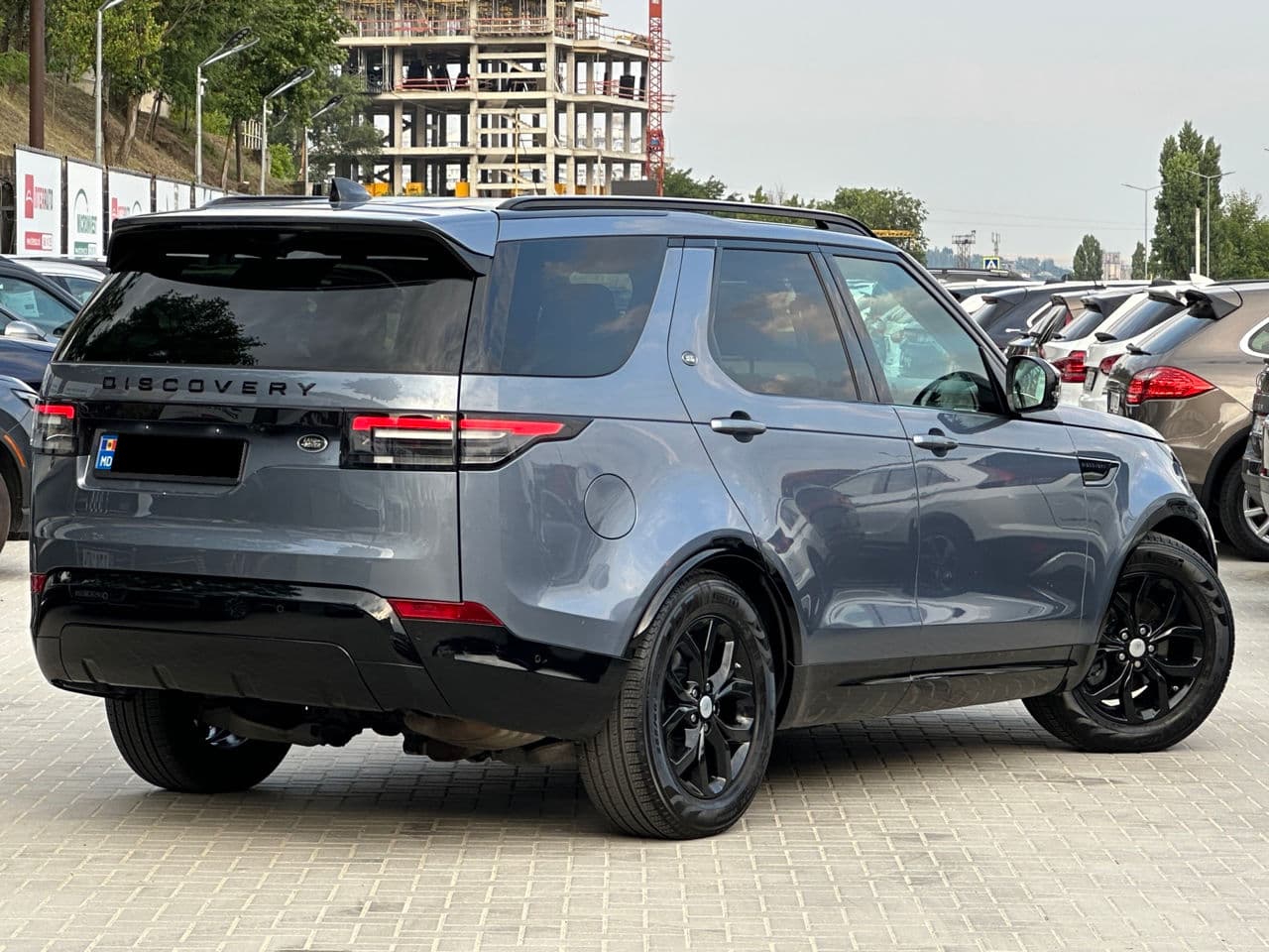 2019 Land Rover Discovery — Miniatură 3