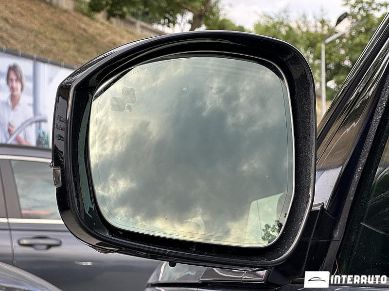 2019 Land Rover Discovery — Miniatură 19