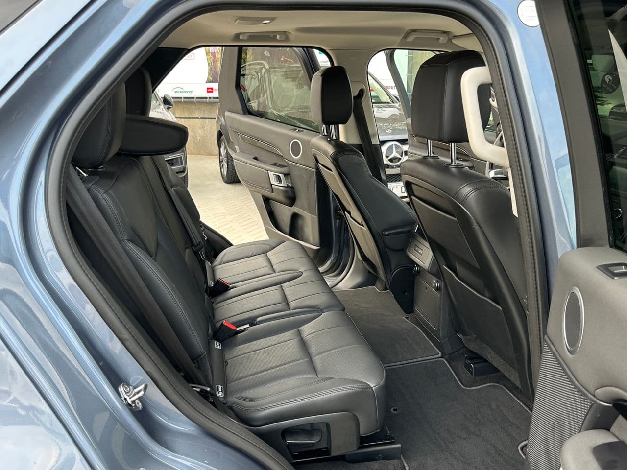 2019 Land Rover Discovery — Miniatură 15