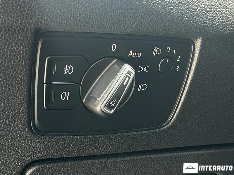2016 Volkswagen Passat — Miniatură 19
