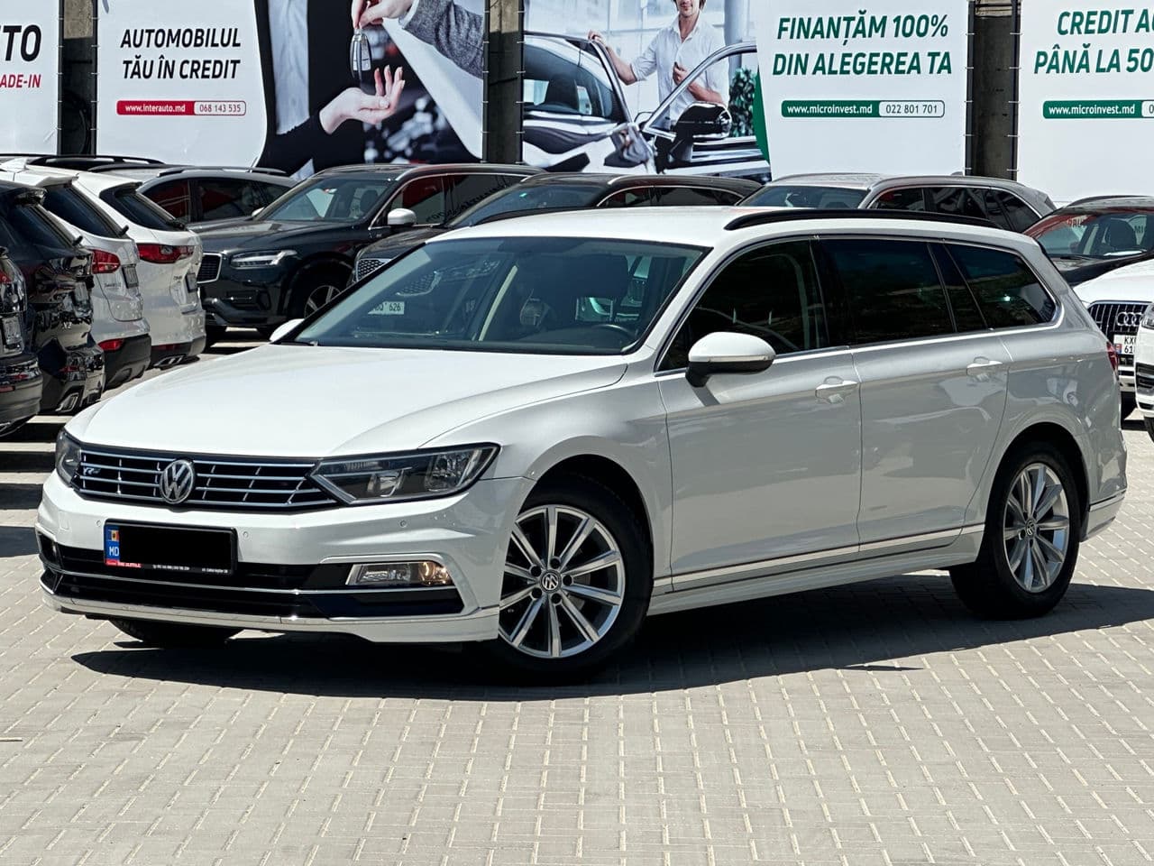2016 Volkswagen Passat — Miniatură 2