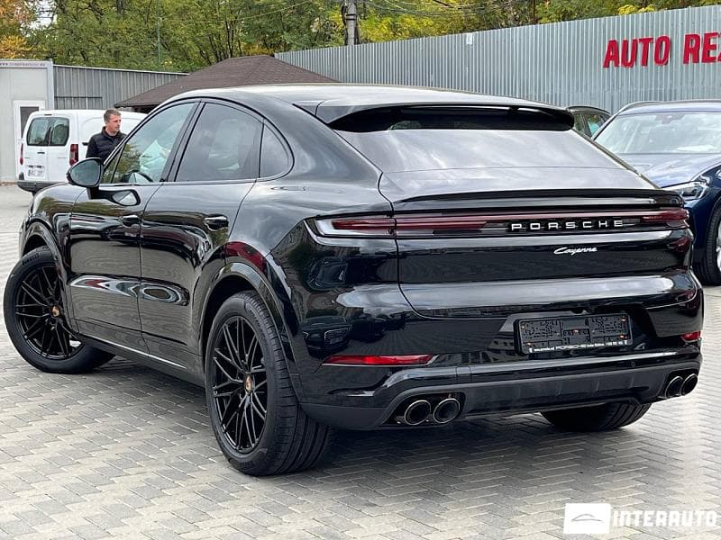 2025 Porsche Cayenne Coupe — Miniatură 2