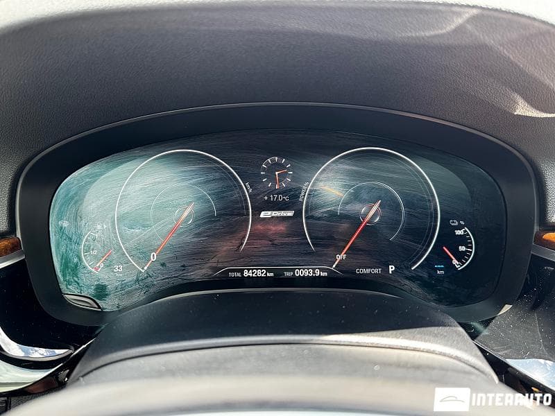 BMW 530e 2018 — Миниатюра 7