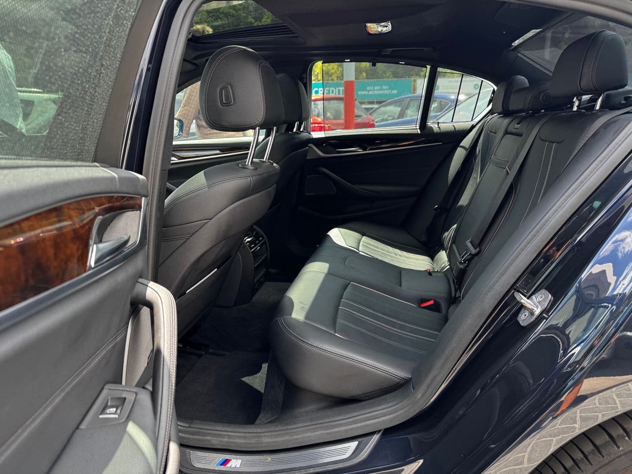 BMW 530e 2018 — Миниатюра 16