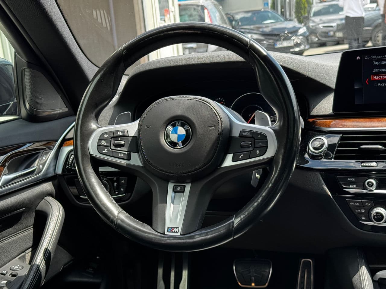 BMW 530e 2018 — Миниатюра 6