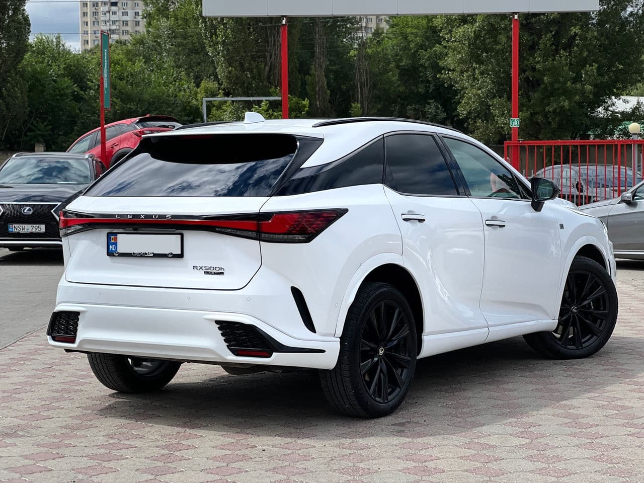 2024 Lexus RX 500h — Miniatură 2
