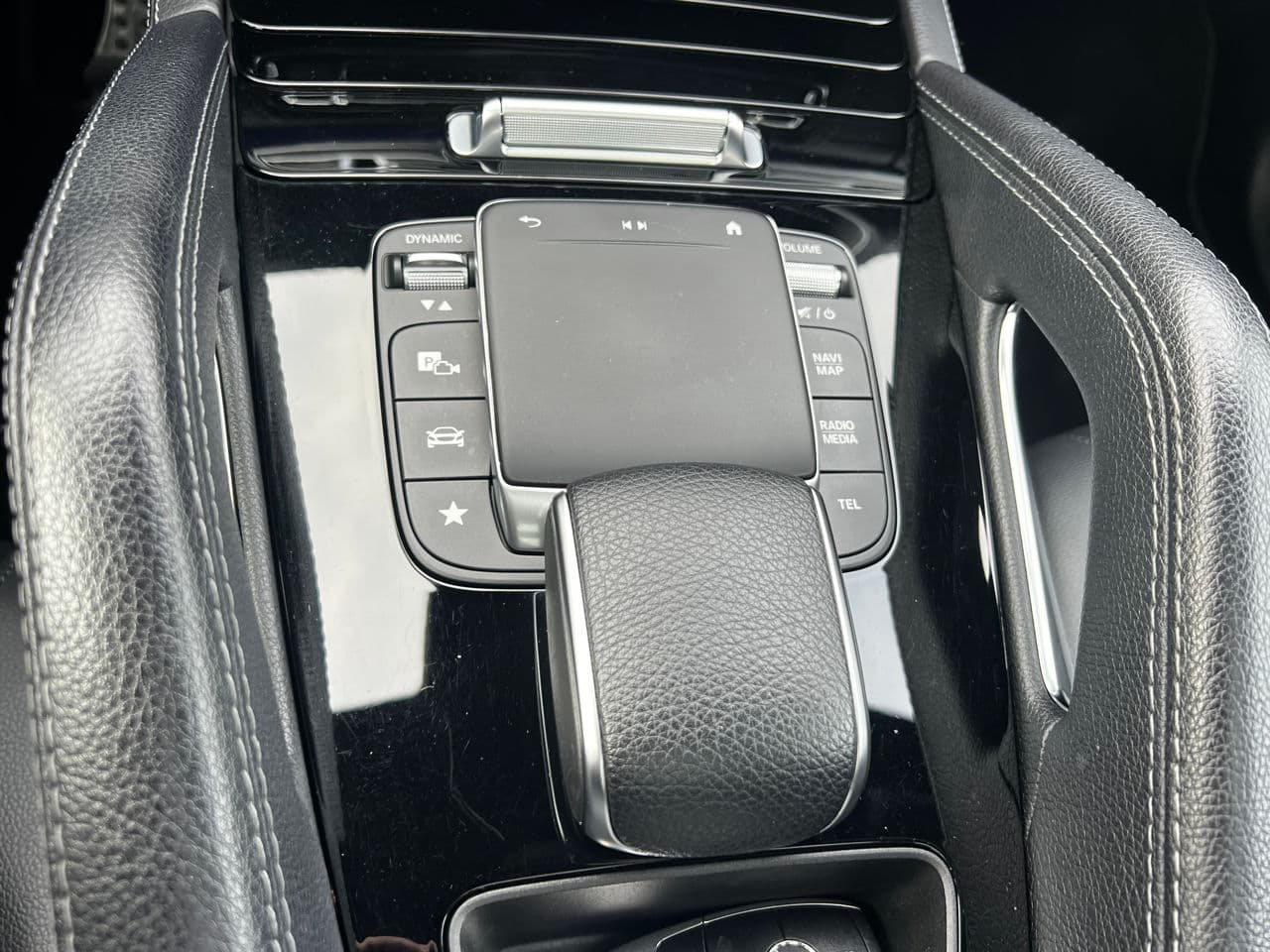 2020 Mercedes GLE 300d — Miniatură 17