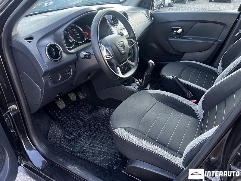 2017 Dacia Sandero Stepway — Miniatură 10