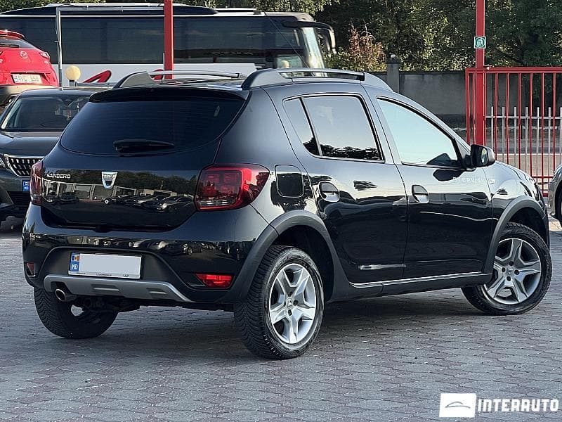 2017 Dacia Sandero Stepway — Miniatură 2