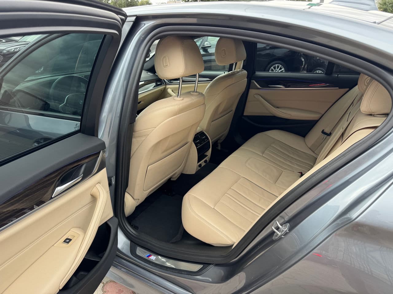 2019 BMW 530e — Miniatură 22