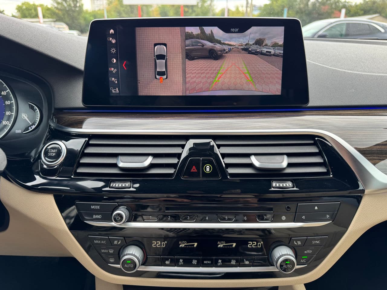2019 BMW 530e — Miniatură 14