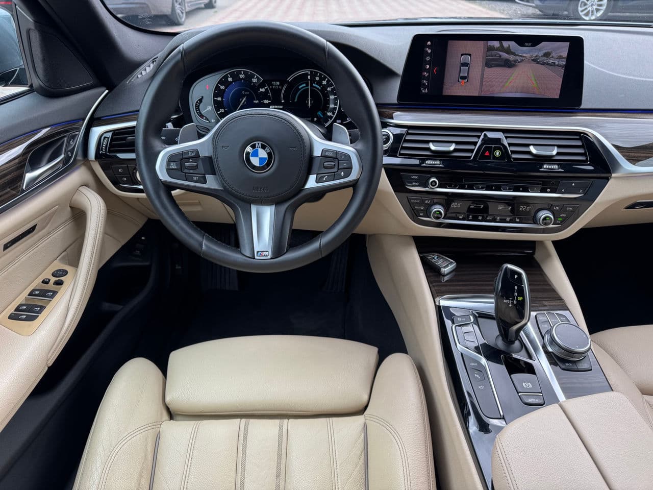 2019 BMW 530e — Miniatură 11