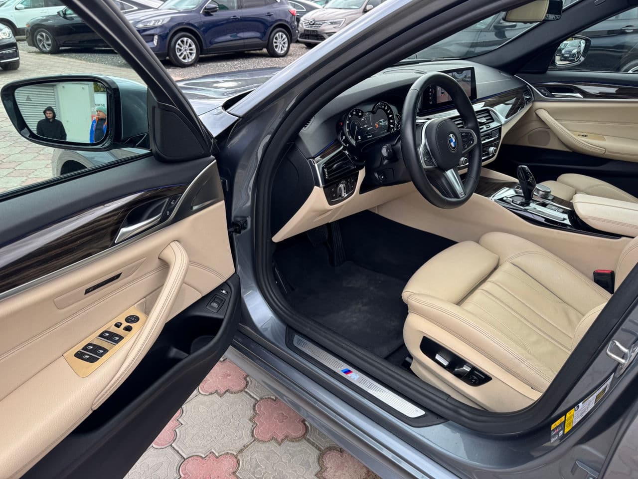 2019 BMW 530e — Miniatură 7