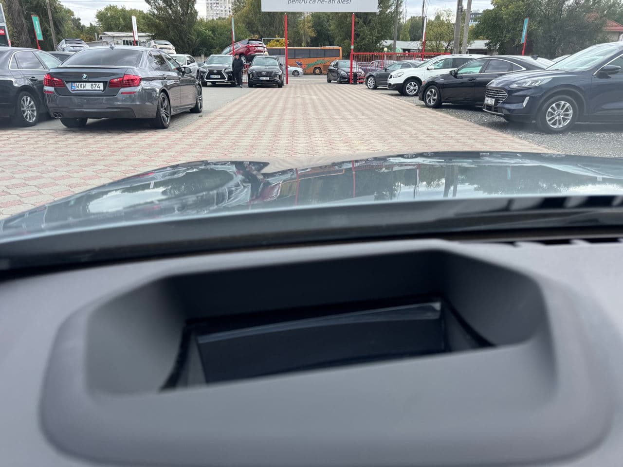 2019 BMW 530e — Miniatură 17