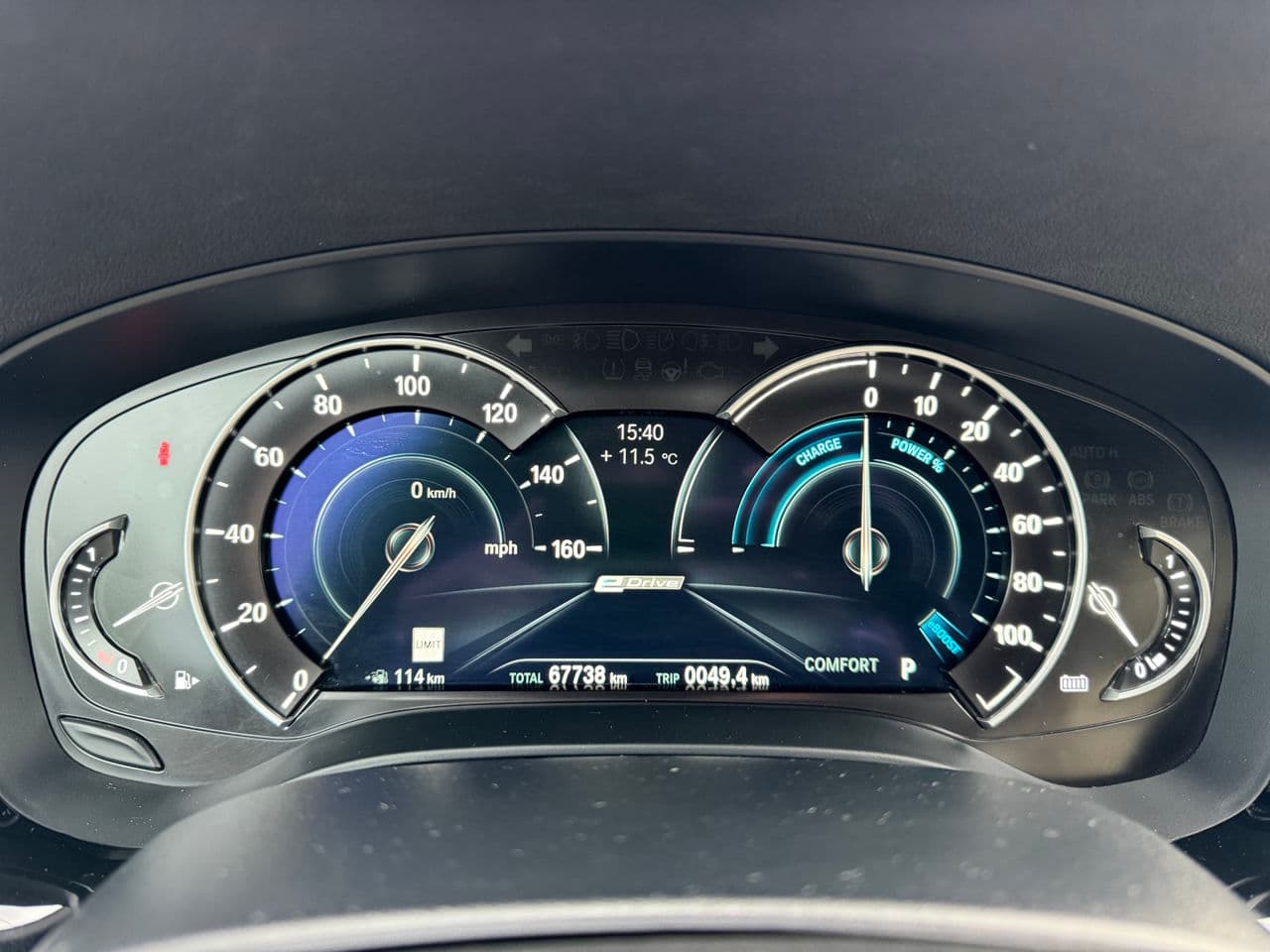 2019 BMW 530e — Miniatură 13