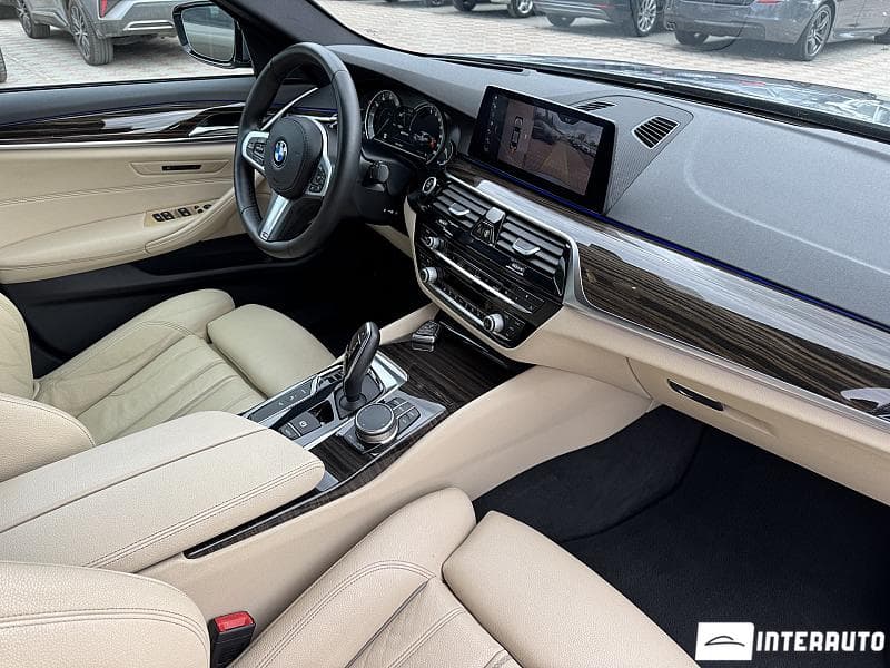 2019 BMW 530e — Miniatură 20
