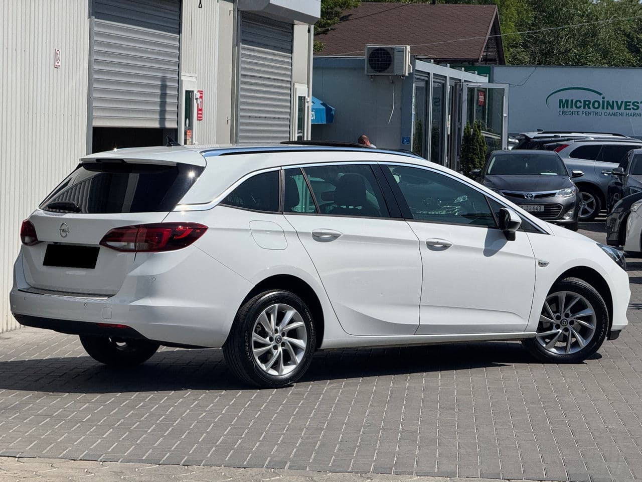 2020 Opel Astra — Miniatură 4