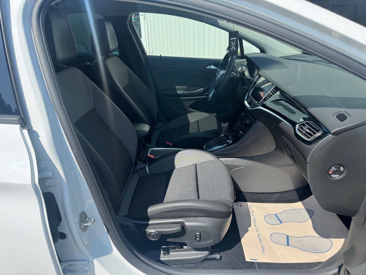2020 Opel Astra — Miniatură 6
