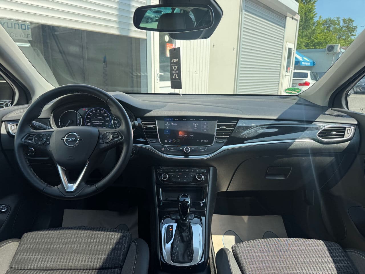 2020 Opel Astra — Miniatură 9