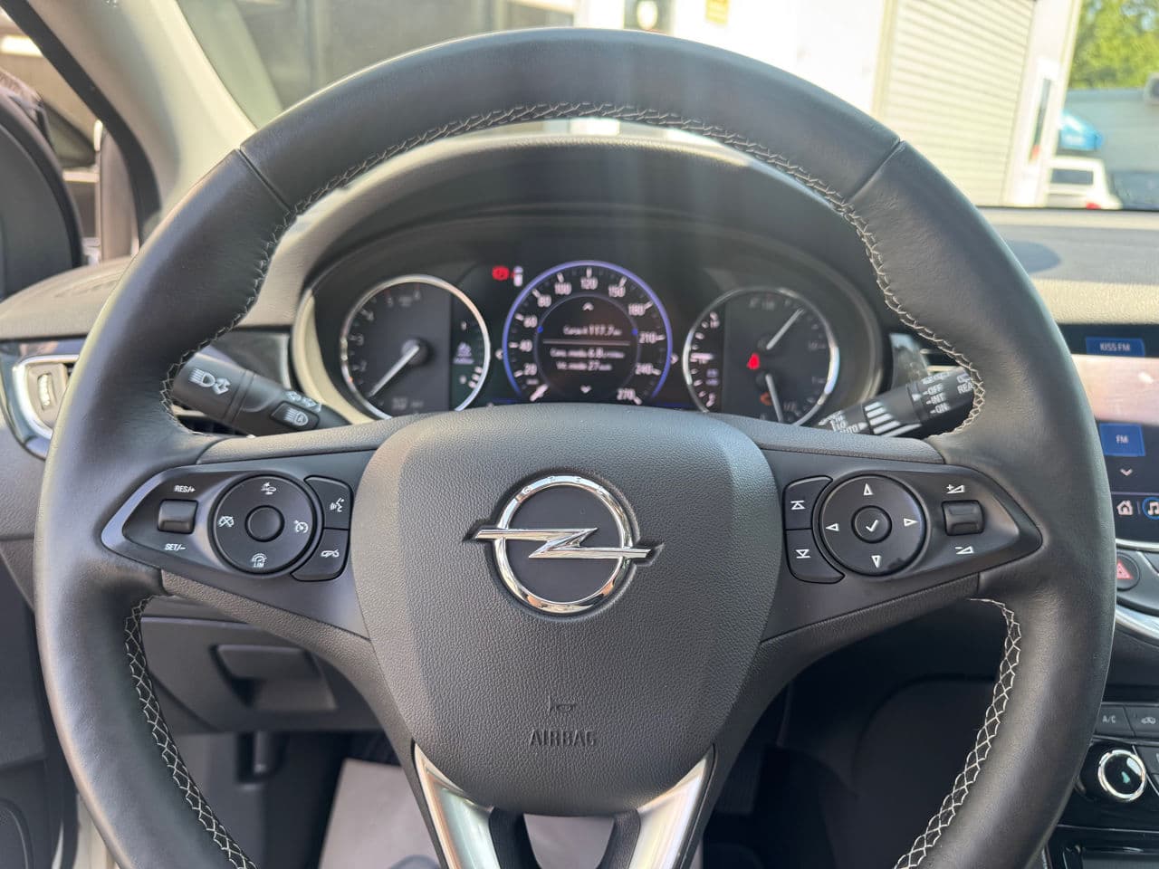 2020 Opel Astra — Miniatură 11