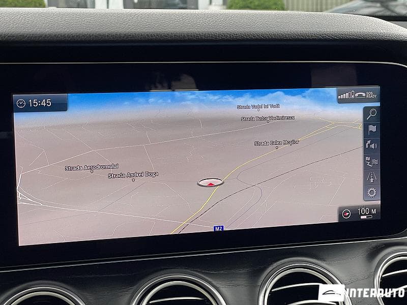 2019 Mercedes E 300de — Miniatură 14