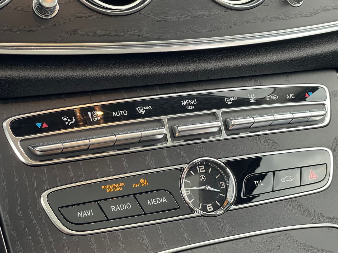 2019 Mercedes E 300de — Miniatură 17