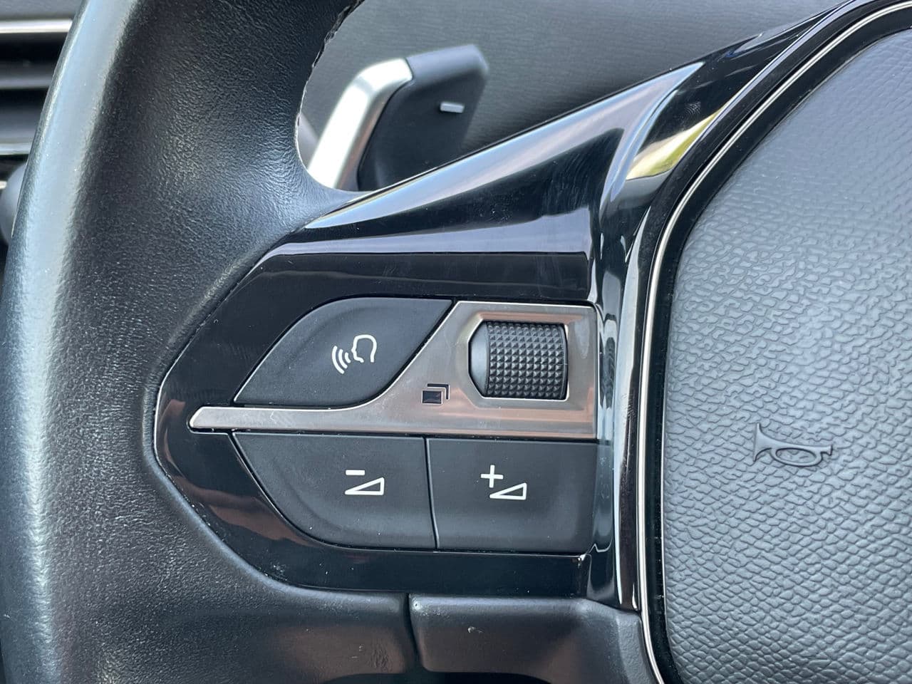 2019 Peugeot 3008 — Miniatură 8