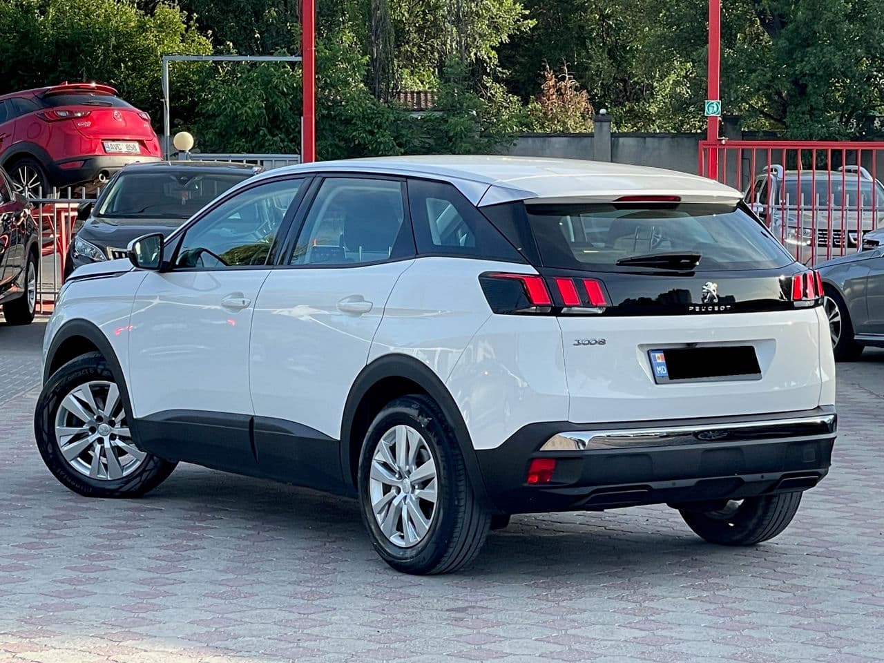 2019 Peugeot 3008 — Miniatură 2