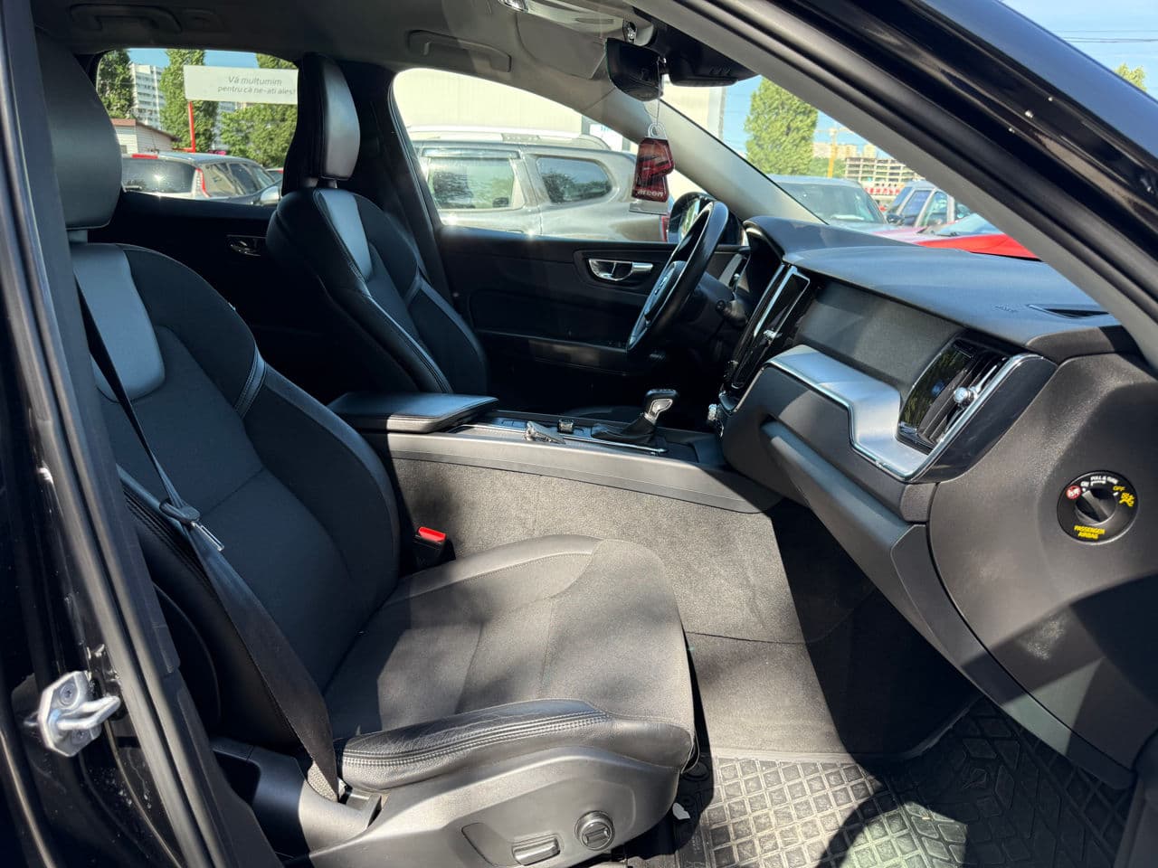 2018 Volvo XC 60 — Miniatură 15