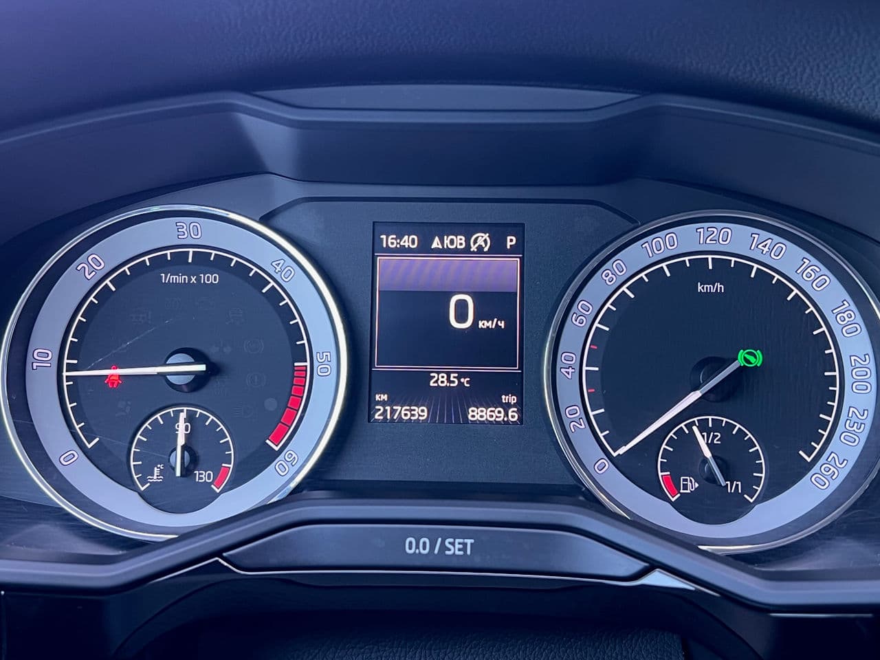 2017 Skoda Superb — Miniatură 13