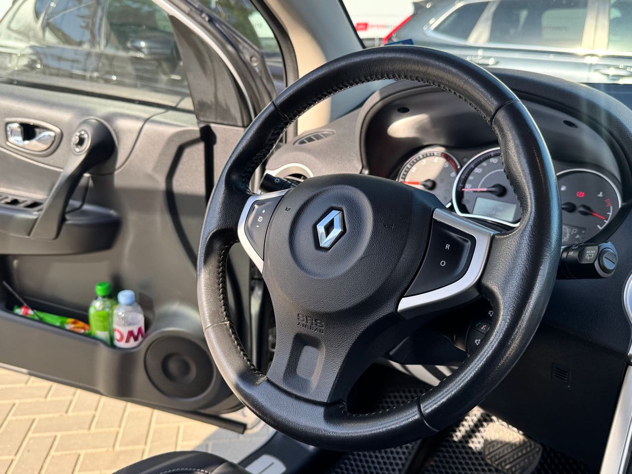2015 Renault Koleos — Miniatură 7