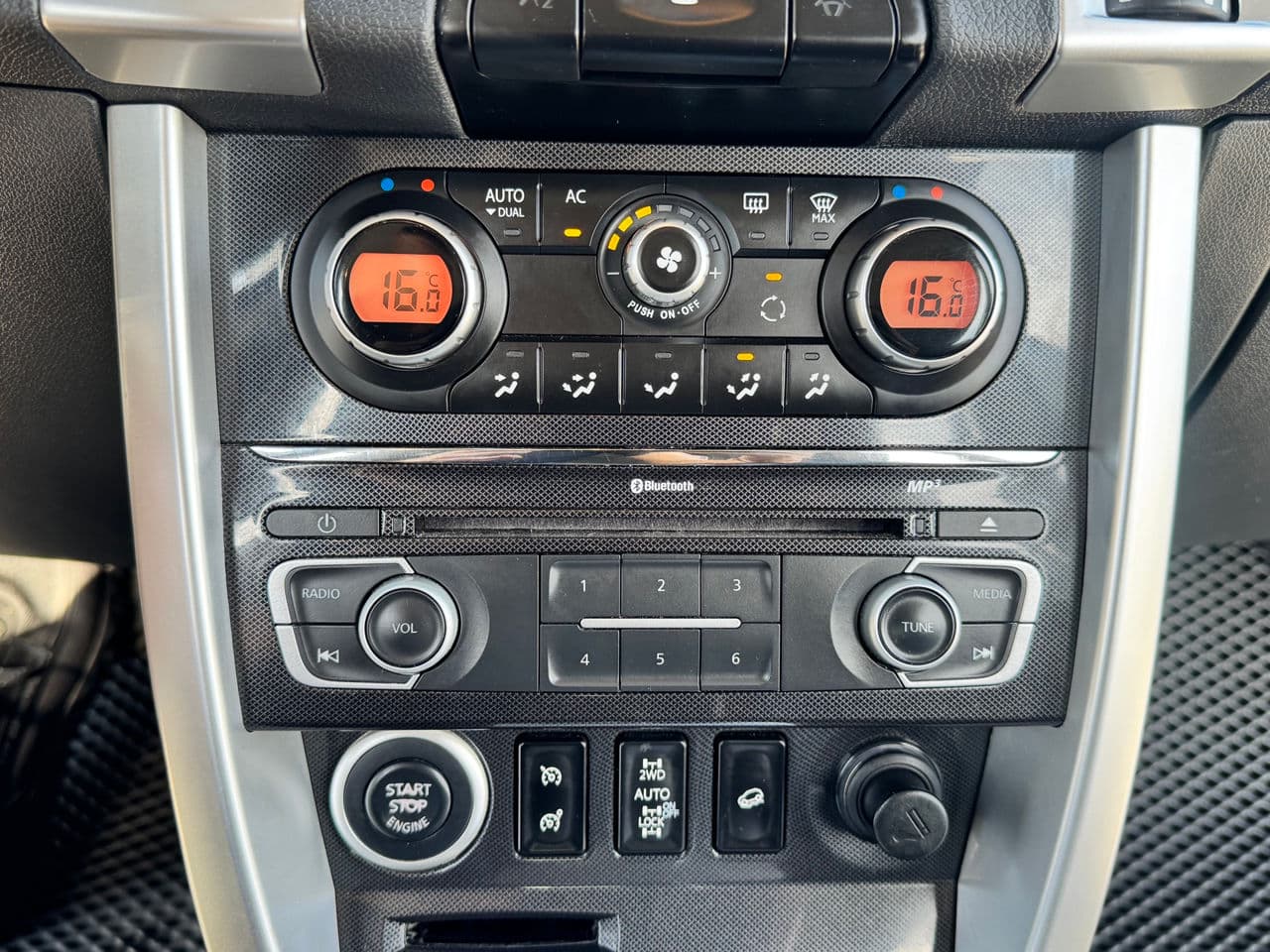 2015 Renault Koleos — Miniatură 10