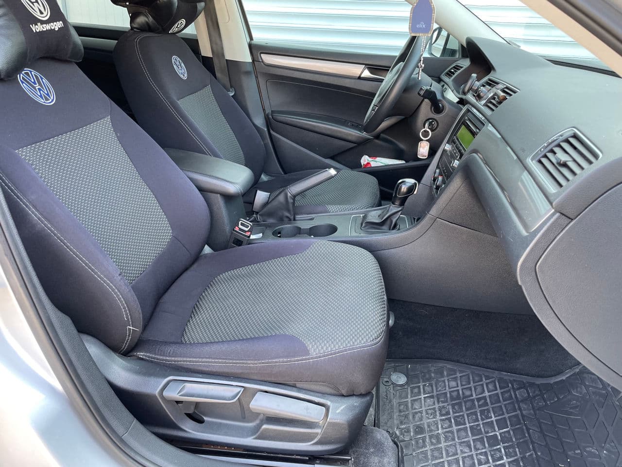 2014 Volkswagen Passat — Miniatură 13
