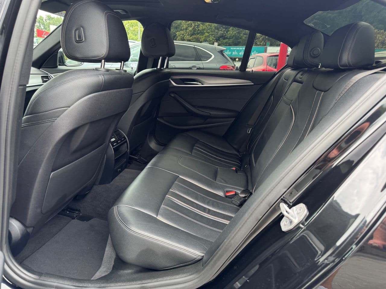 2017 BMW 520 — Miniatură 17