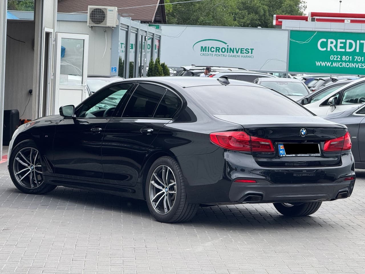 2017 BMW 520 — Miniatură 2