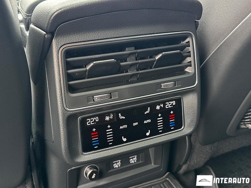 2020 Audi Q8 — Miniatură 20