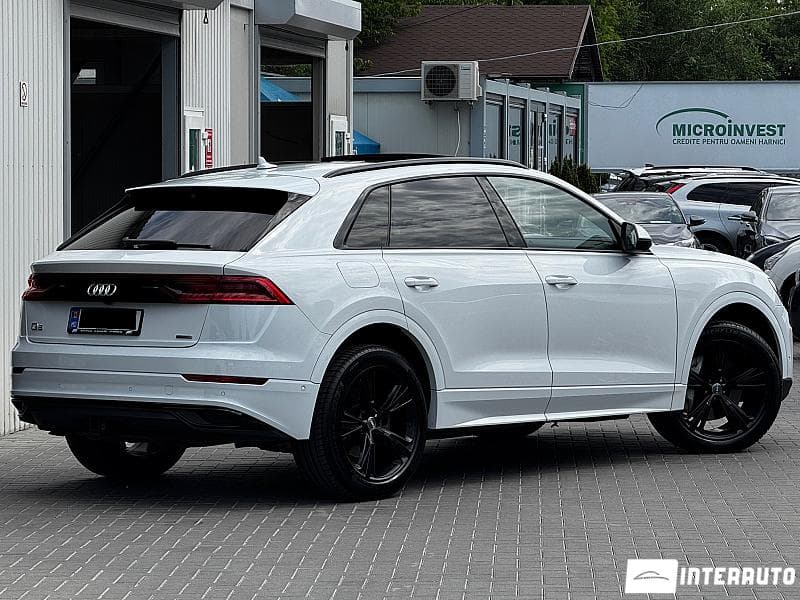 2020 Audi Q8 — Miniatură 4