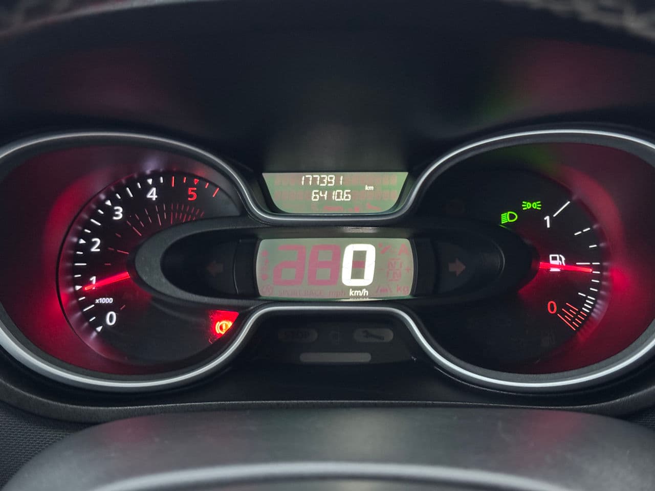 2020 Renault Trafic — Miniatură 8